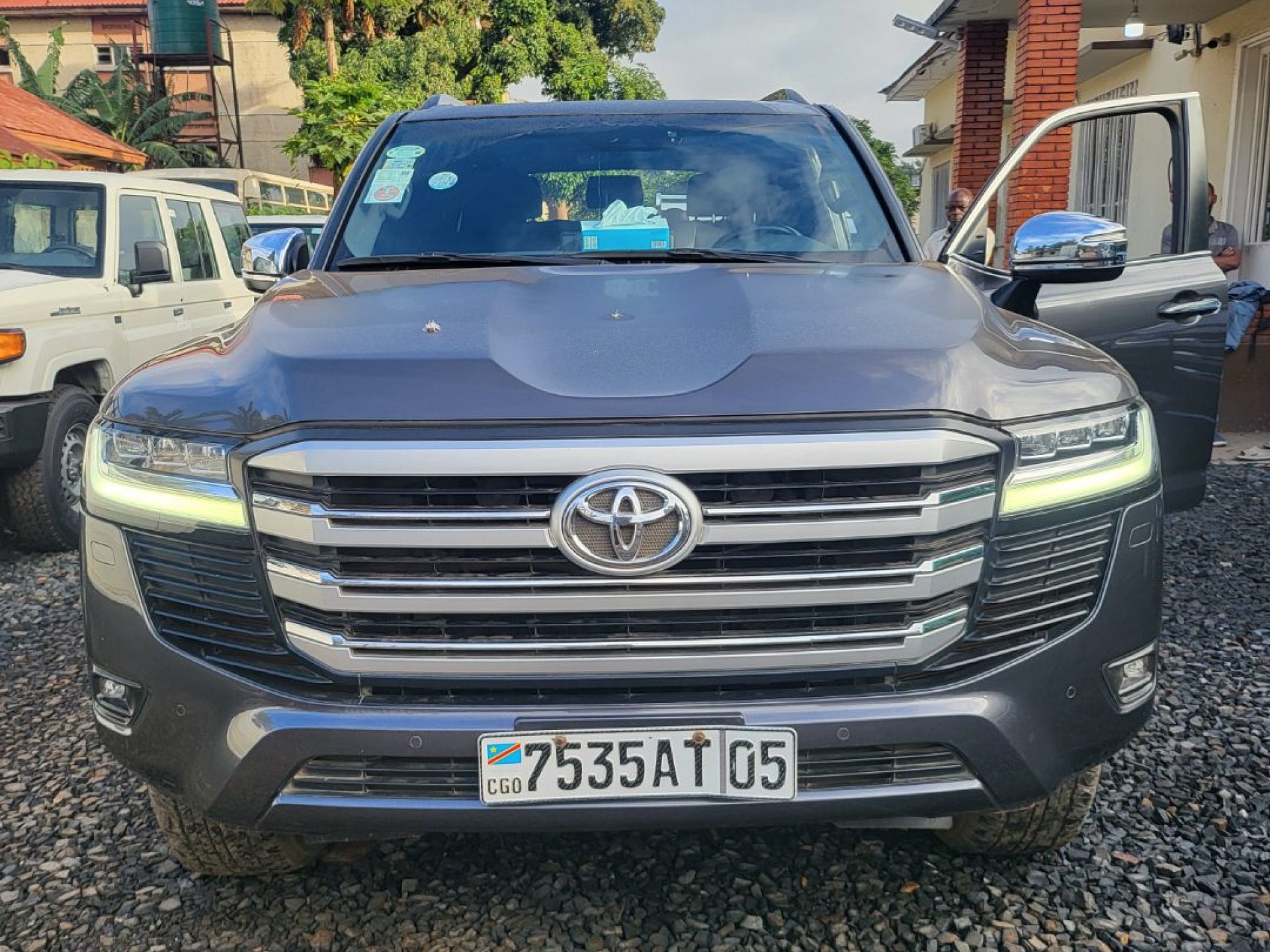 Toyota Land Cruiser V8. VX. 2025. Excellent état 