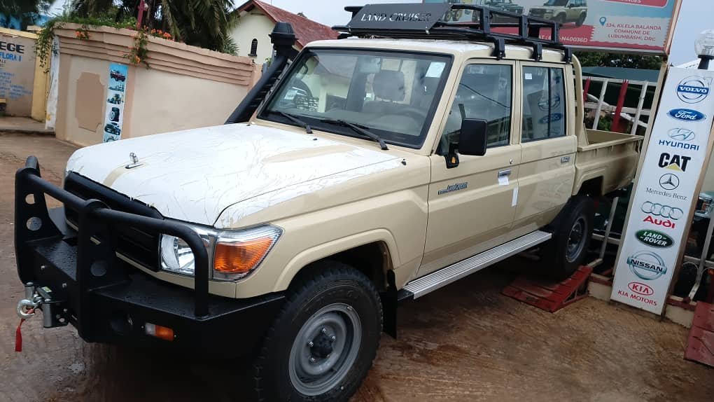 Toyota Land Cruiser pick-up 2023