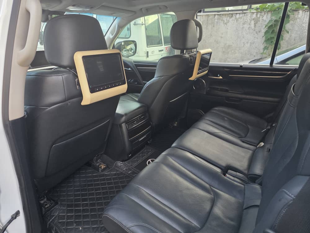 Lexus LX 570 2019 - Luxe Ultime - Image 13