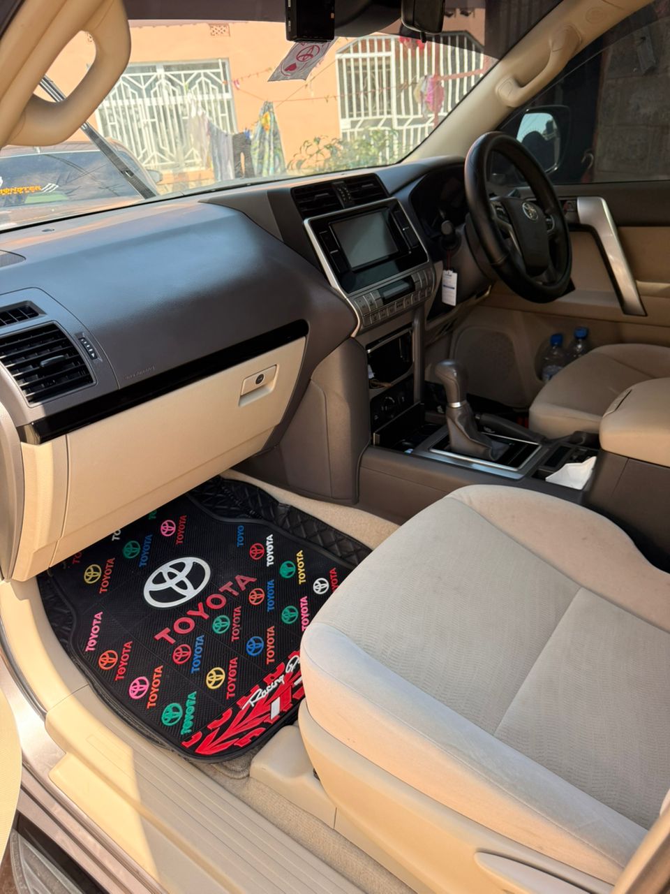 Toyota Land Cruiser Prado 2018 - TX - Image 4