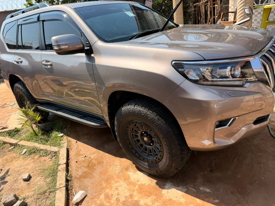 Toyota Land Cruiser Prado 2018 - TX - Image 11