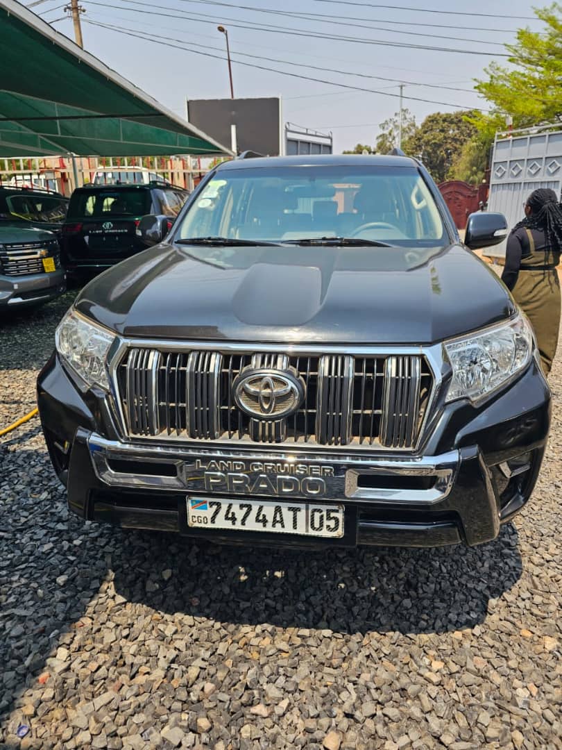 Toyota Prado TXL 2022 - Full Option