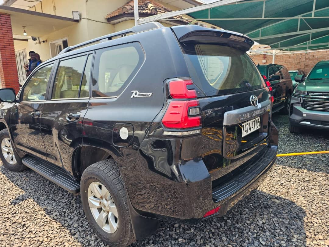 Toyota Prado TXL 2022 - Full Option - Image 2