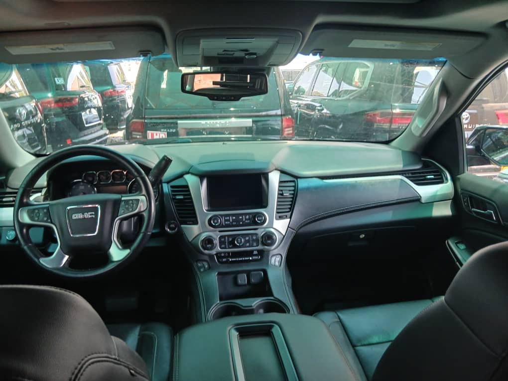 Toyota Prado TXL 2022 - Full Option - Image 5