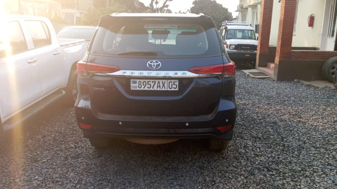 Toyota Fortuner 2023 - Location - Image 4