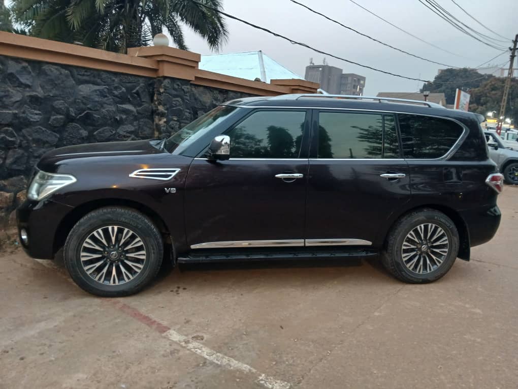 Nissan Patrol V8 2022 - Titanium - Image 5