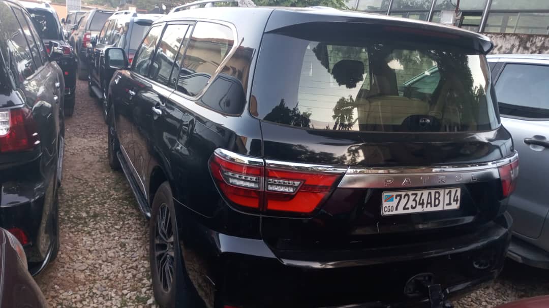 Nissan Patrol V8 2022 - Titanium - Image 3