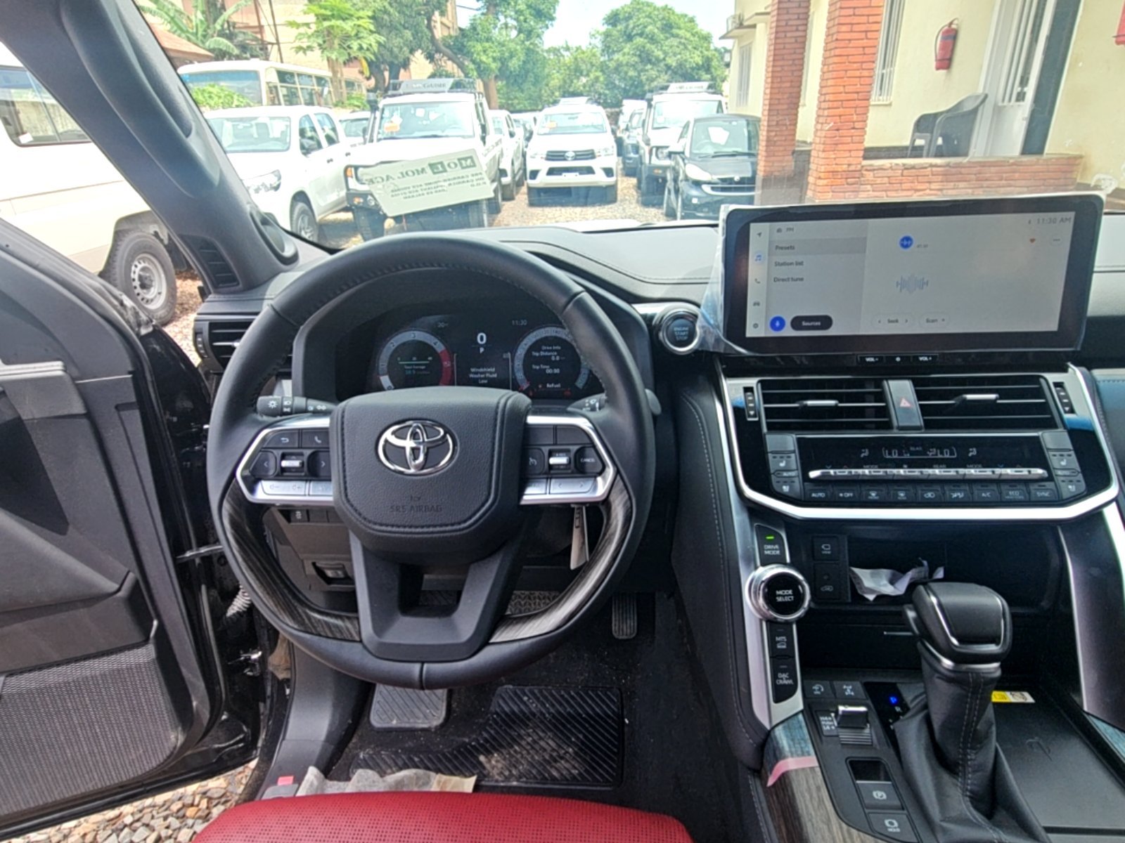 Toyota Land Cruiser VXR - Excellent état - Image 4