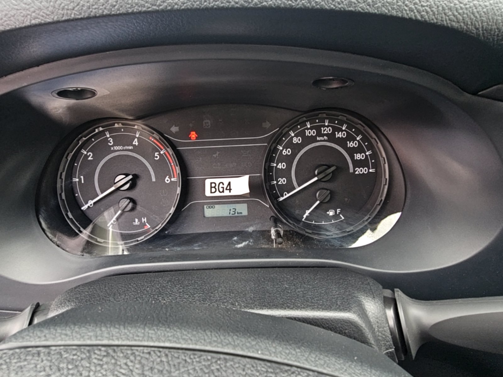 Toyota Hilux Basique - Excellent état - Image 4