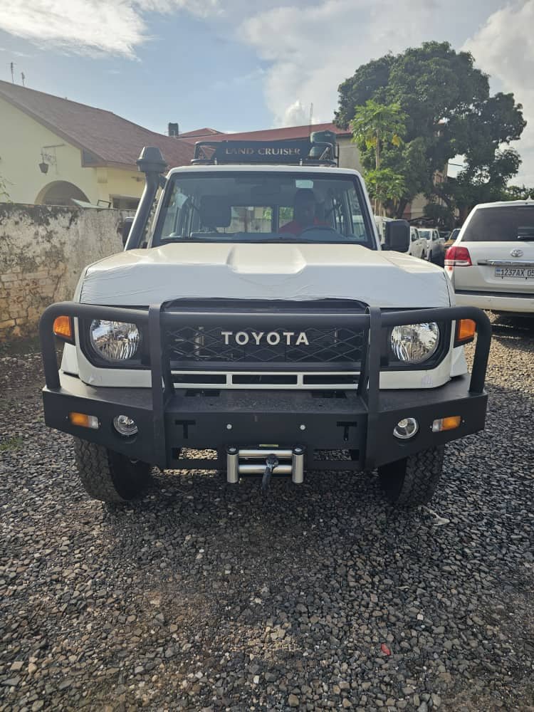 Toyota Land Cruiser 2025 - Excellent état