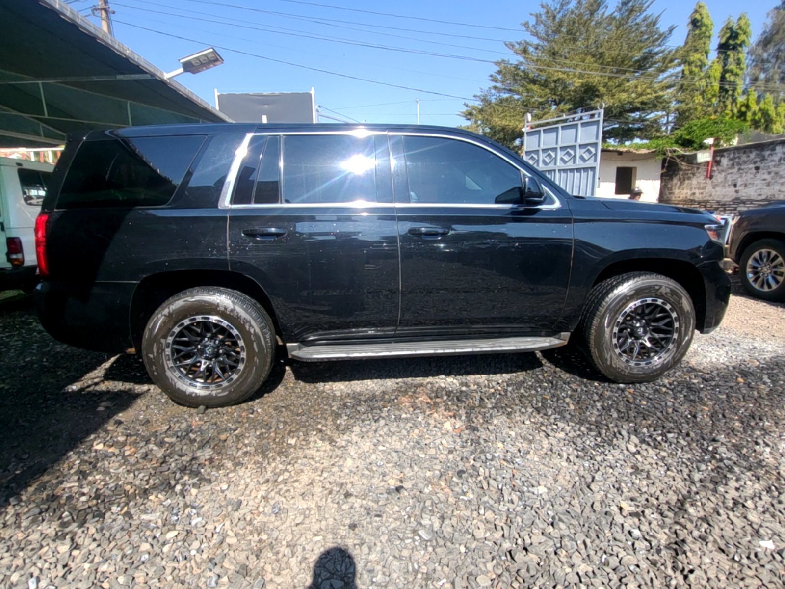 Chevrolet Tahoe 2018 - Excellent état - Image 3