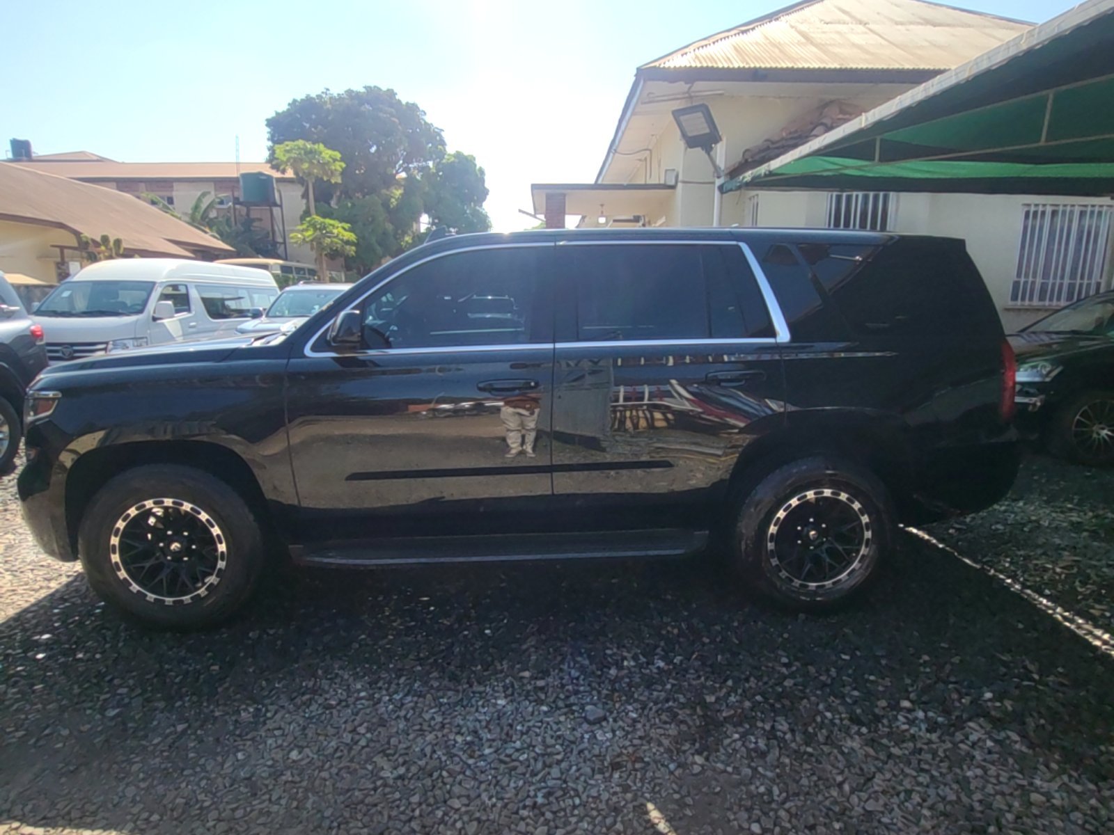 Chevrolet Tahoe 2018 - Excellent état - Image 6