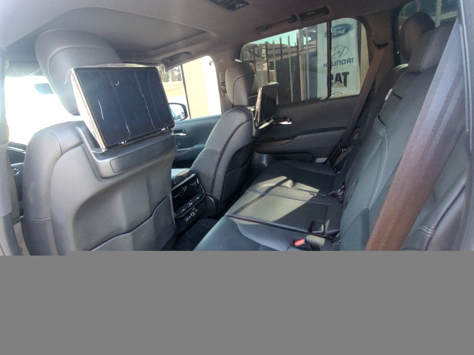 Toyota Land Cruiser VXR. 2025 - Image 6