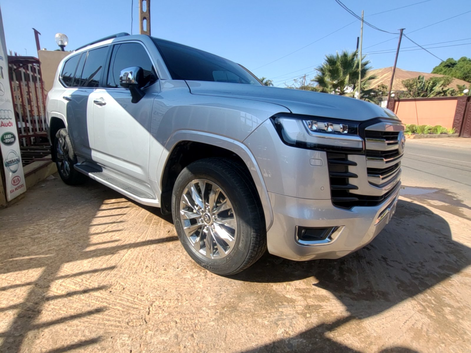 Toyota Land Cruiser VXR. 2025 - Image 12