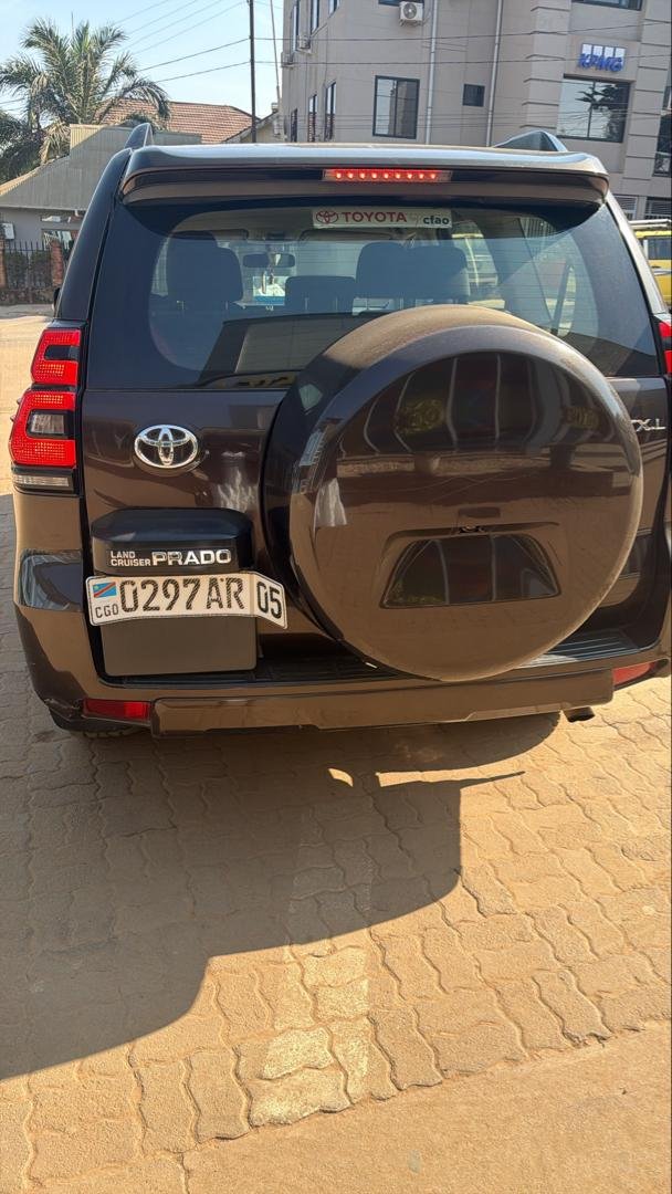 Toyota Prado 2018 - Excellent état - Image 2