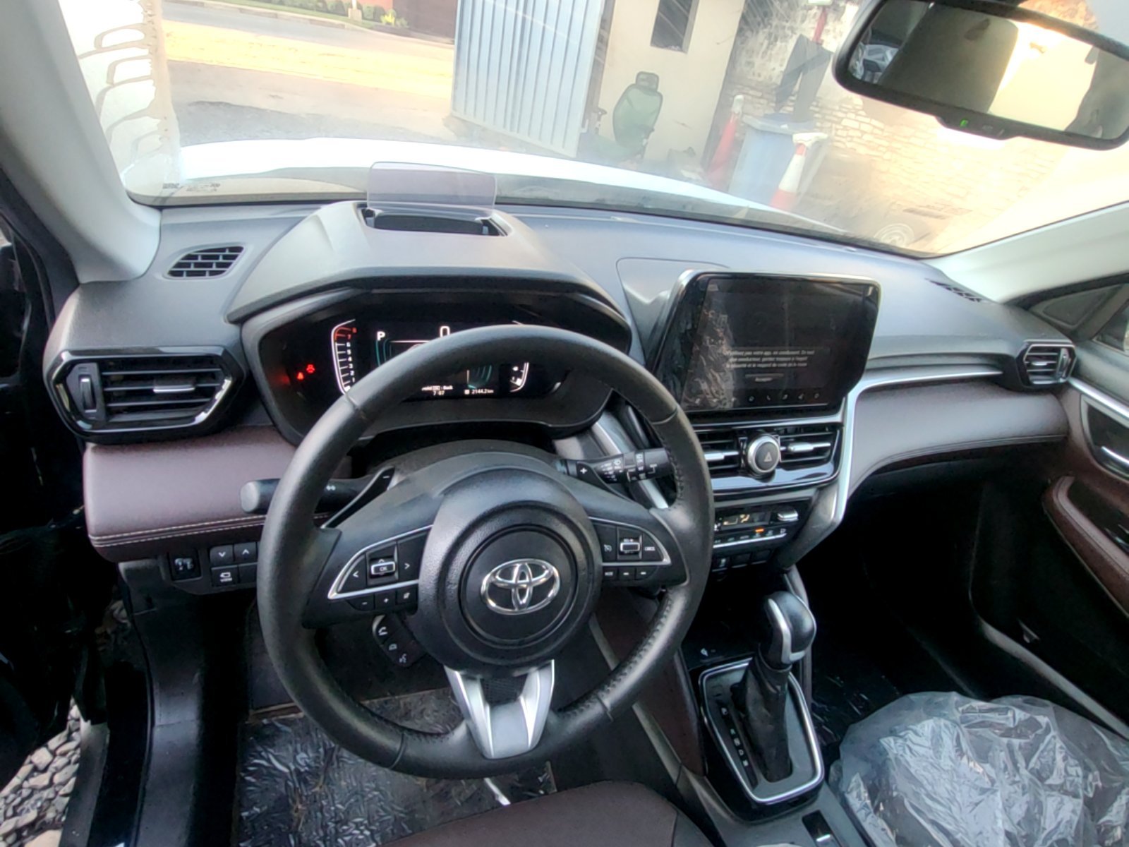 Toyota Urban Cruiser 2019 - Excellent état - Image 9