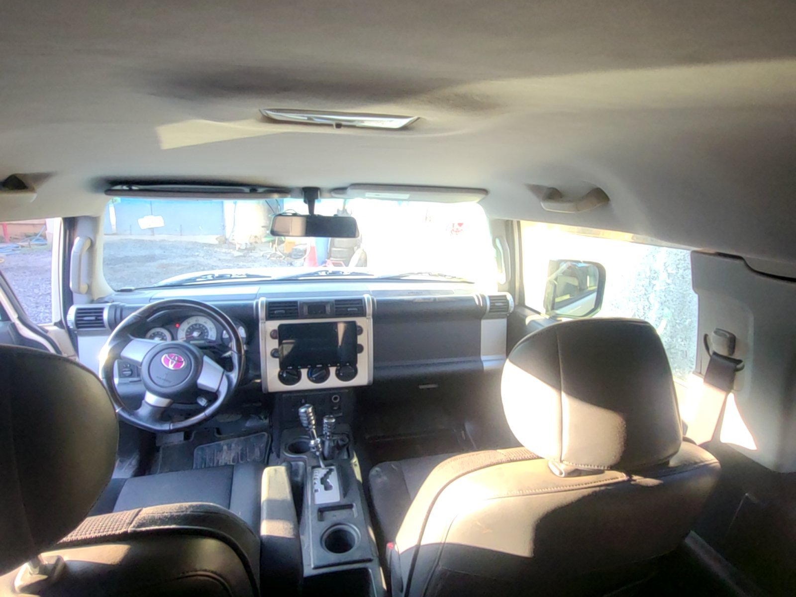 Toyota FJ CRUISER 2014 - Excellent état - Image 4