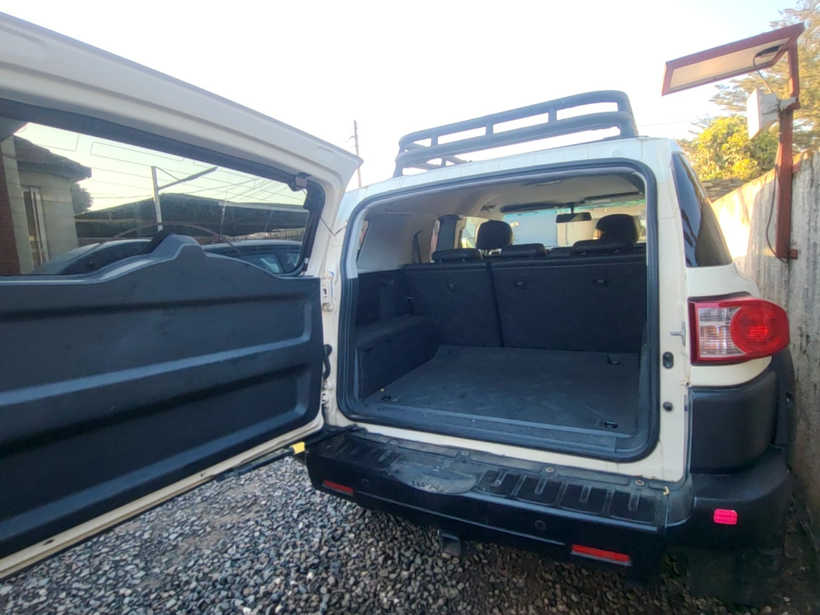 Toyota FJ CRUISER 2014 - Excellent état - Image 7