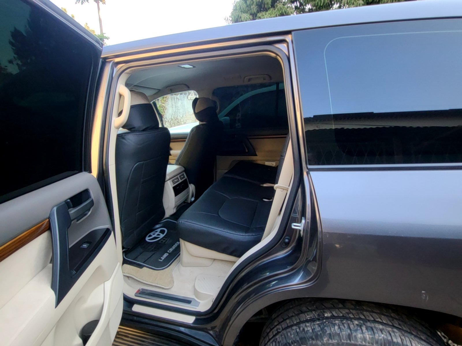 Toyota Land Cruiser 2017 - Excellent état - Image 7