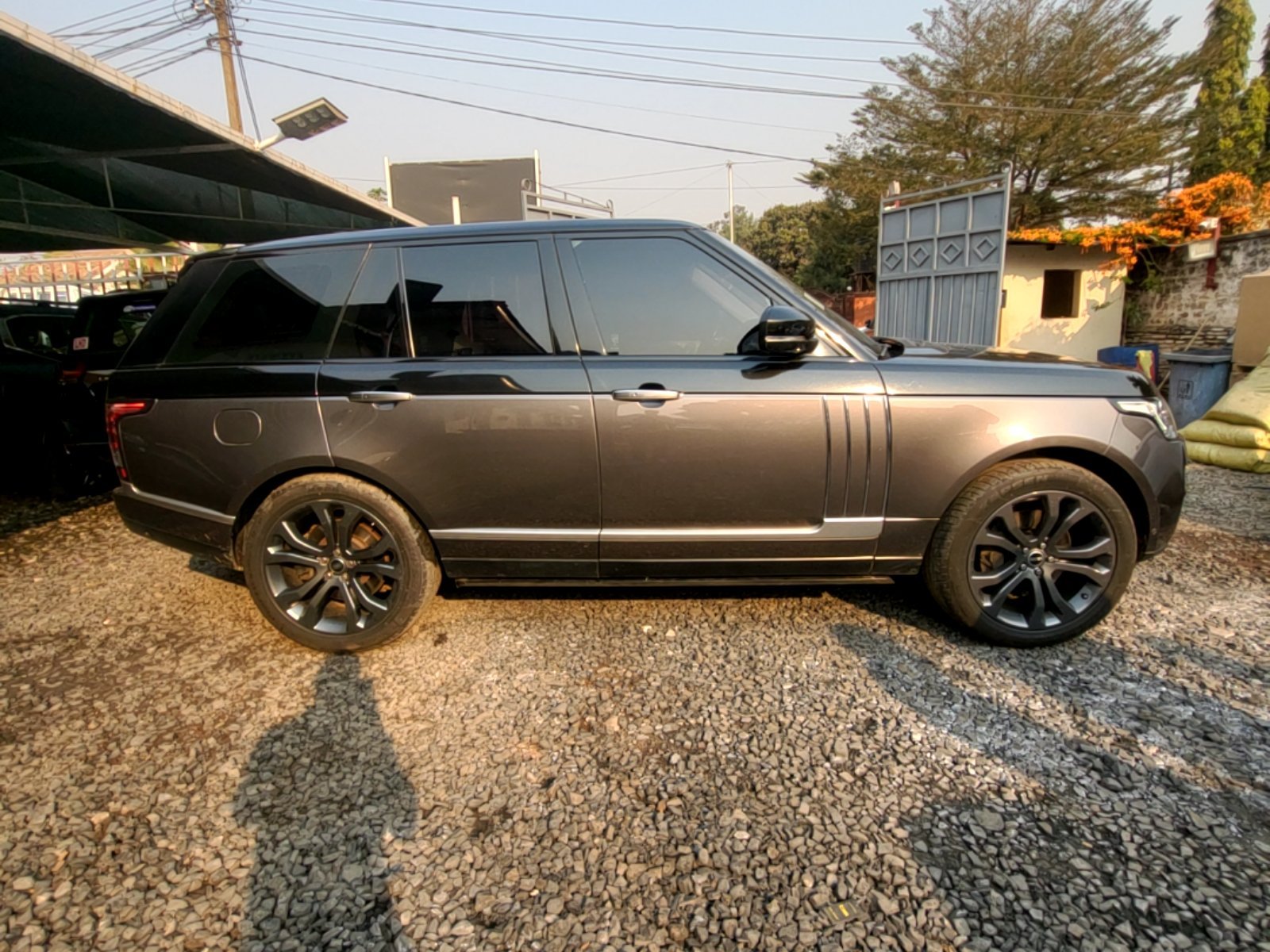 Range Rover Compass 2017 - Excellent état - Image 3
