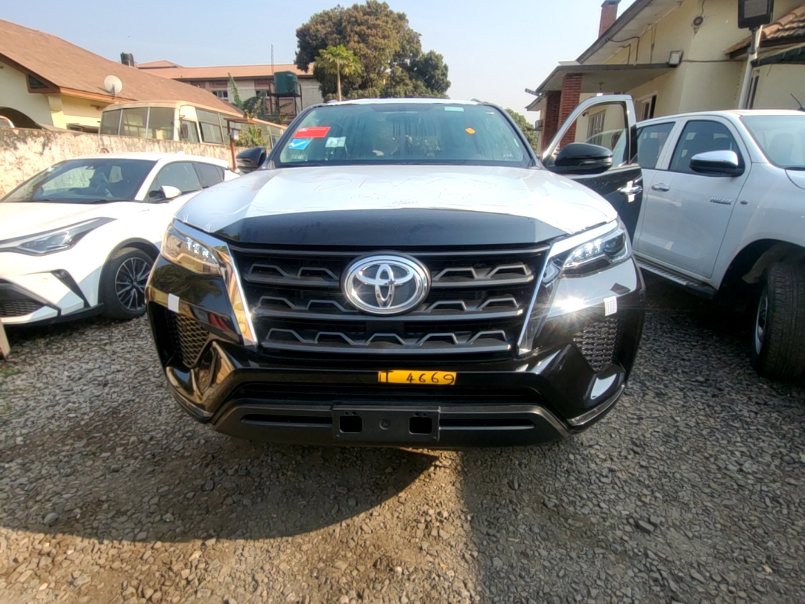 Toyota Fortuner 2025 - Excellent état - Image 1