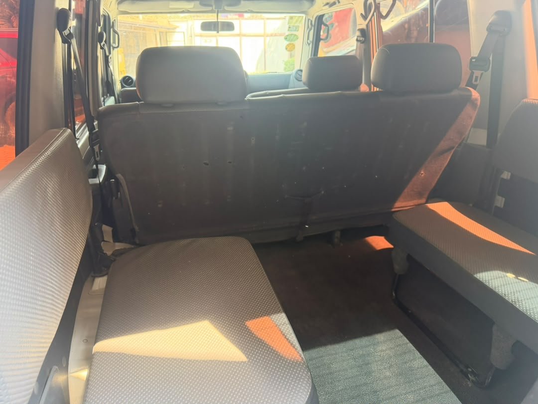 Toyota Land Cruiser LX BLANCHE 2018 - Excellent état - Image 5