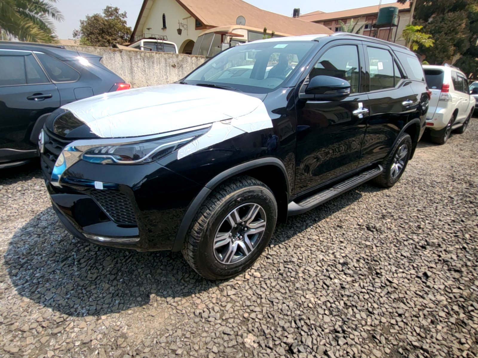 Toyota Fortuner 2025 - Excellent état - Image 3