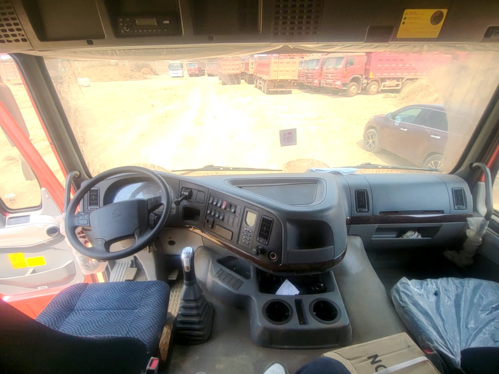 SINO TRUCK HOWO 400 2025 - Excellent état - Image 4