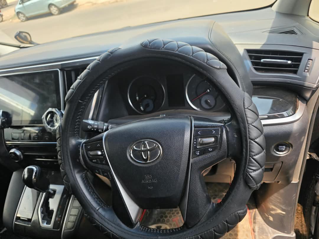 Toyota ALPHARD  2018 - Excellent état - Image 4