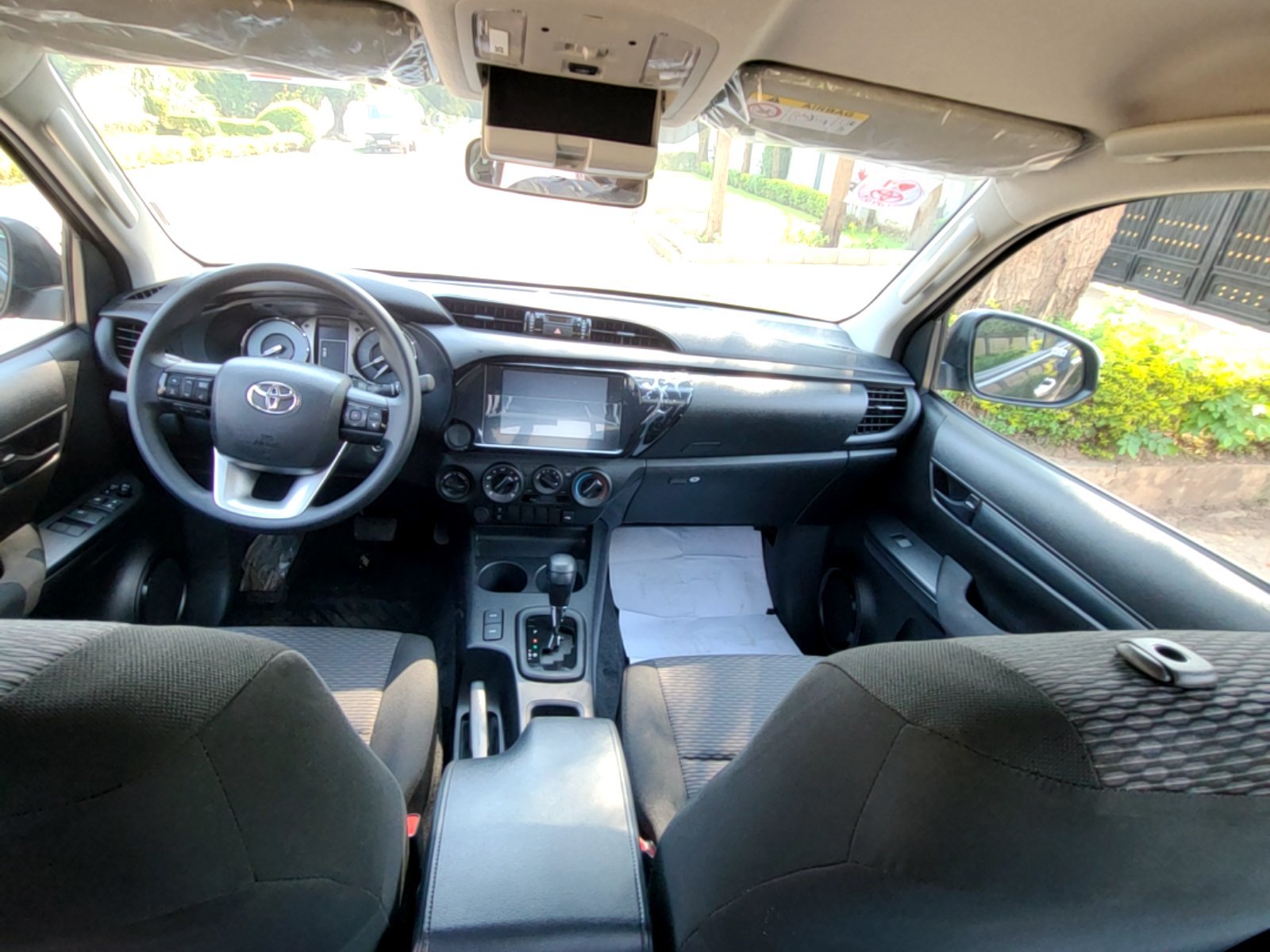 Toyota Hilux 2026 - Excellent état - Image 4