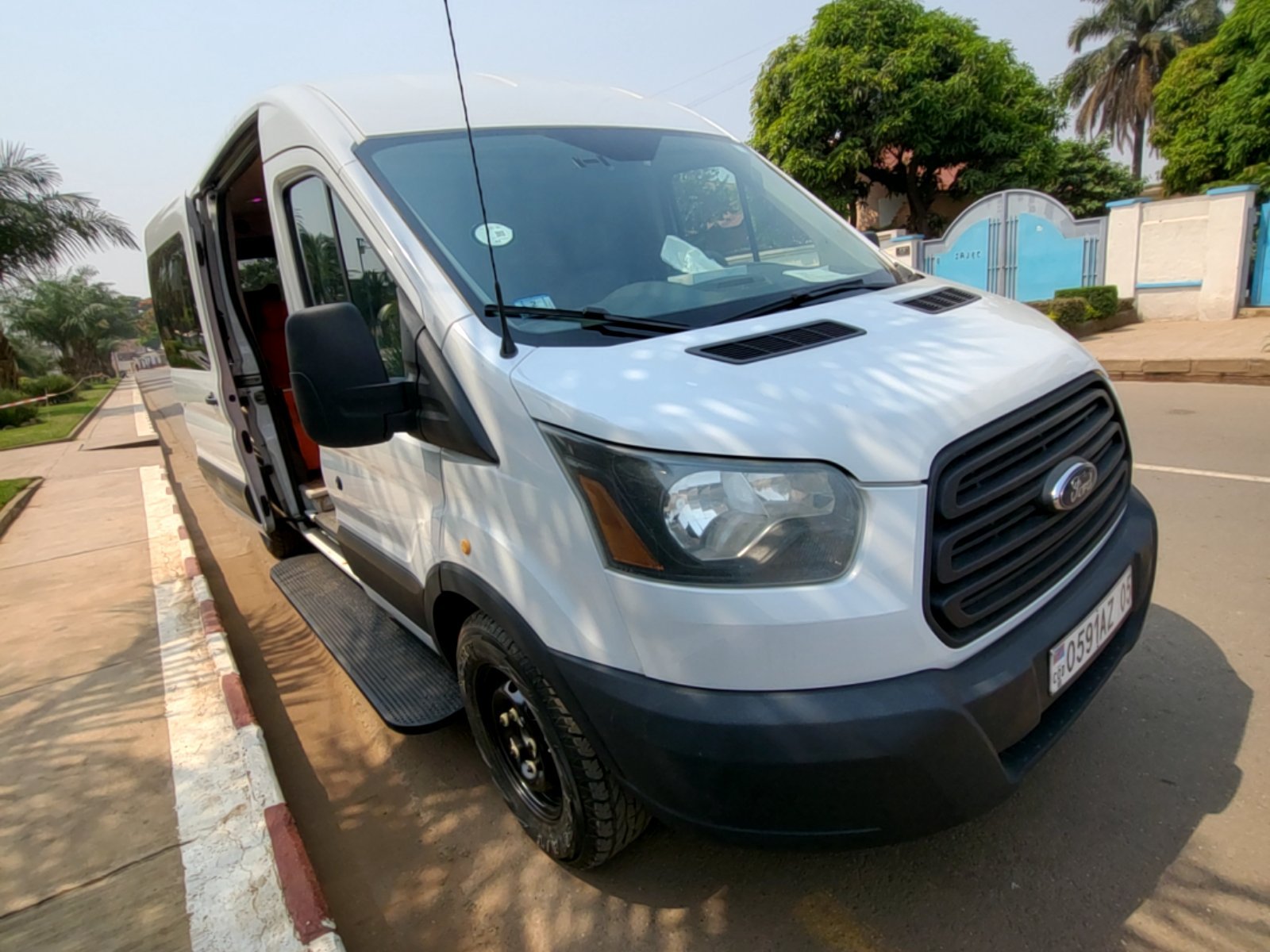 Ford Transit 2019 - Excellent état - Image 13