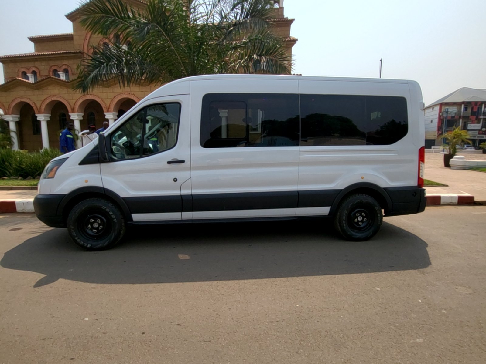 Ford Transit 2019 - Excellent état - Image 14