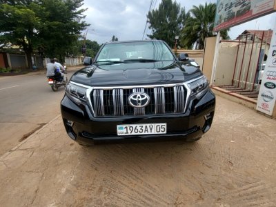 Toyota Prado 2023 - Excellent état