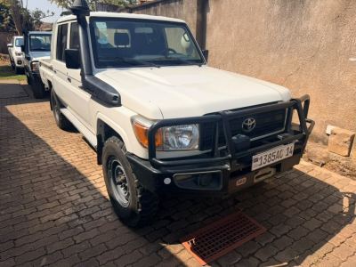 Toyota Land Cruiser 2019 - Excellent état