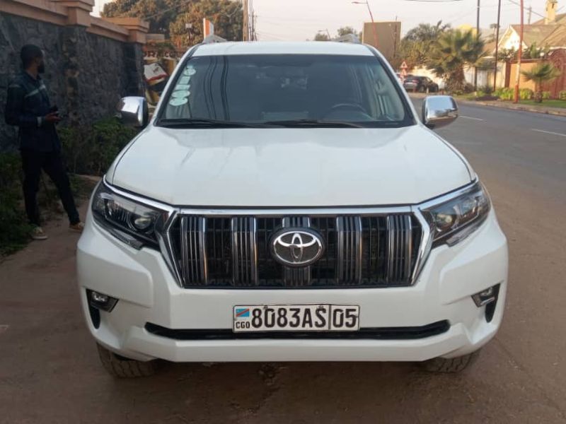 Toyota Prado TXL AS 2022 - Full Option
