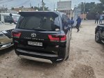 Toyota Land Cruiser V8 2023 - Import Japon - Image 2