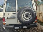 Toyota Land Cruiser - Excellent état, missionnaire, 4x4.  - Image 2