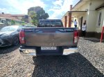 Toyota Hilux 2015 - Excellent état - Image 2